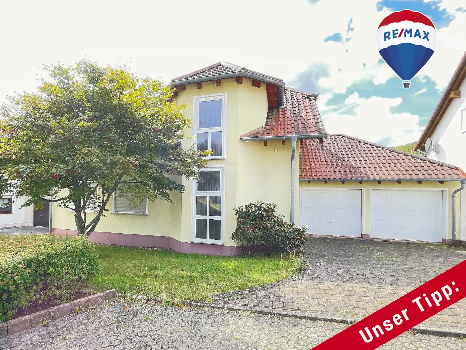 Außergewöhnliches Einfamilienhaus mit 1.009 m² Grundstück, Sonneterrasse, Doppelgarage in Namborn !!