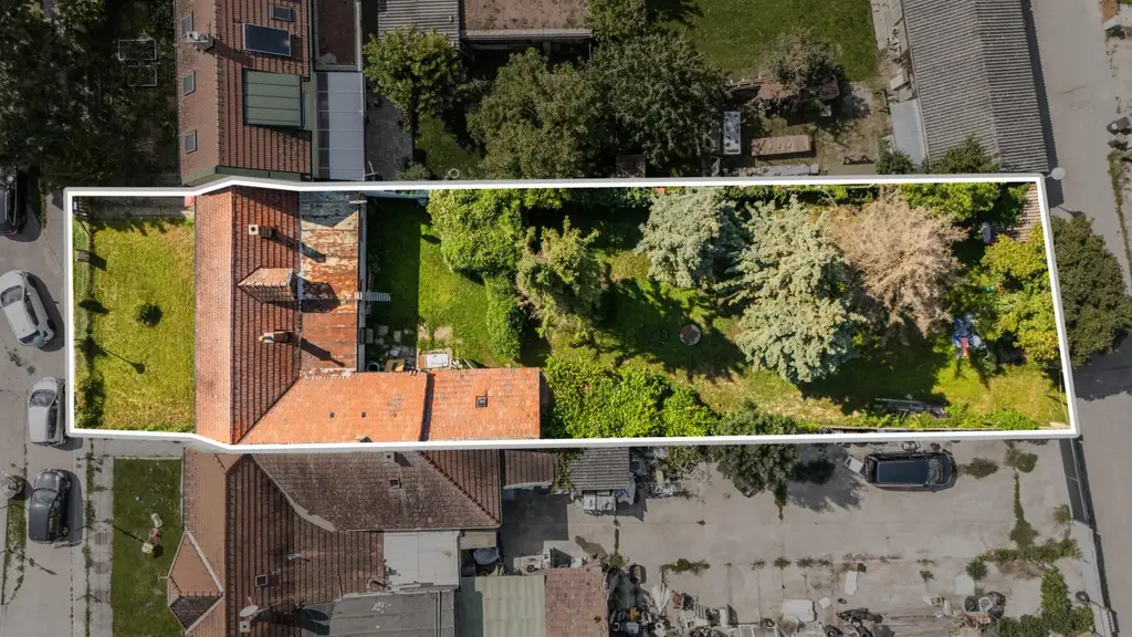 "Ihr Projekt mit Potenzial - Sanierungbedürftiges Haus in ruhiger Dorflage!"
