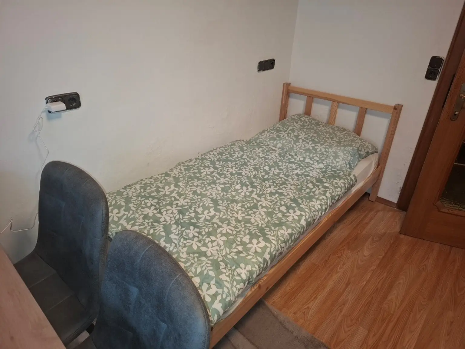 Möblierte 2-Zimmer-Wohnung im Erdgeschoß eines Wohnhauses im Zentrum von Bruck/Mur zu mieten !