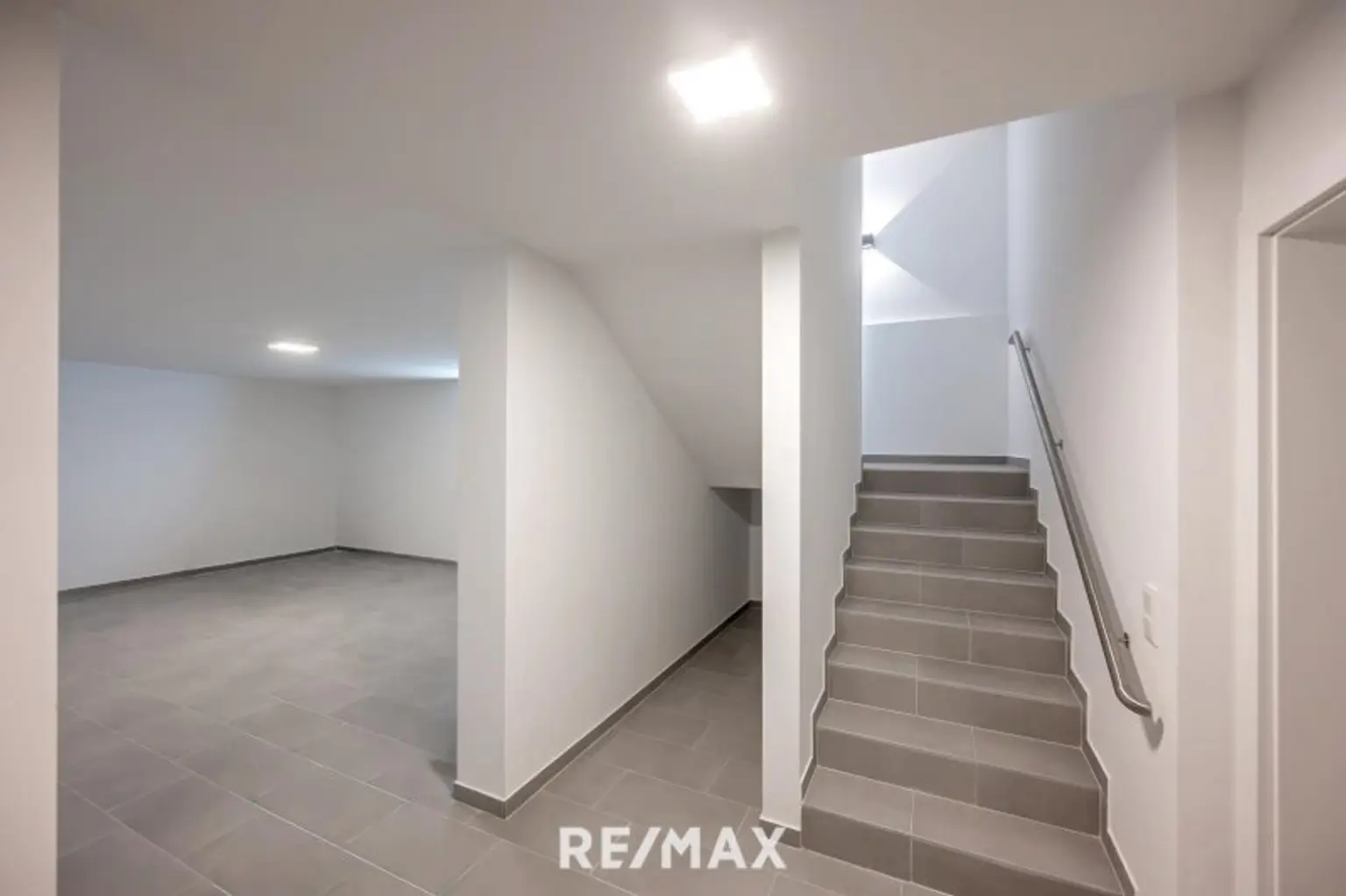 Leben pur! Exklusiv und natürlich zugleich. Im Sommer sonnen-,  im Winter eisbaden.