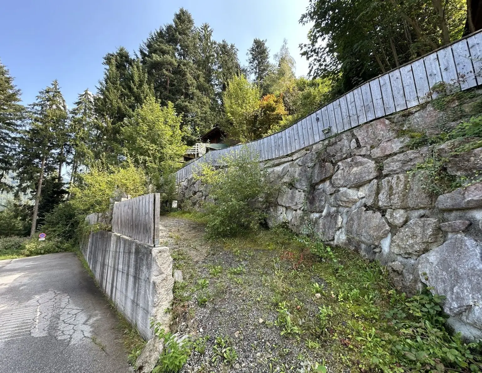 Freizeitwohnsitz mit Panoramablick - Grundstück mit Altbestand in Wörgl, Tirol