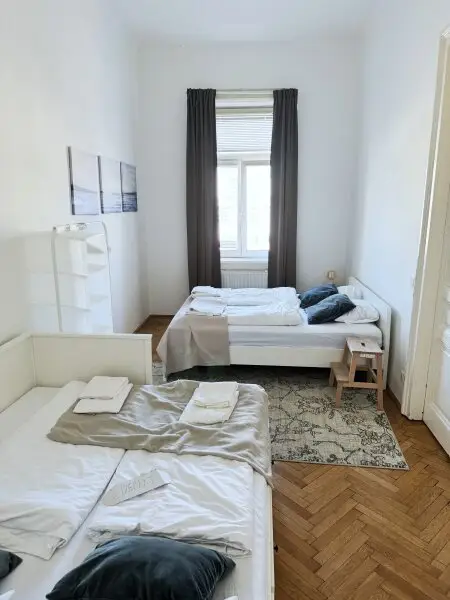 WIENFLUSS - Stilaltbau Nähe Pilgramgasse - 4 Zimmer durch Umbau möglich