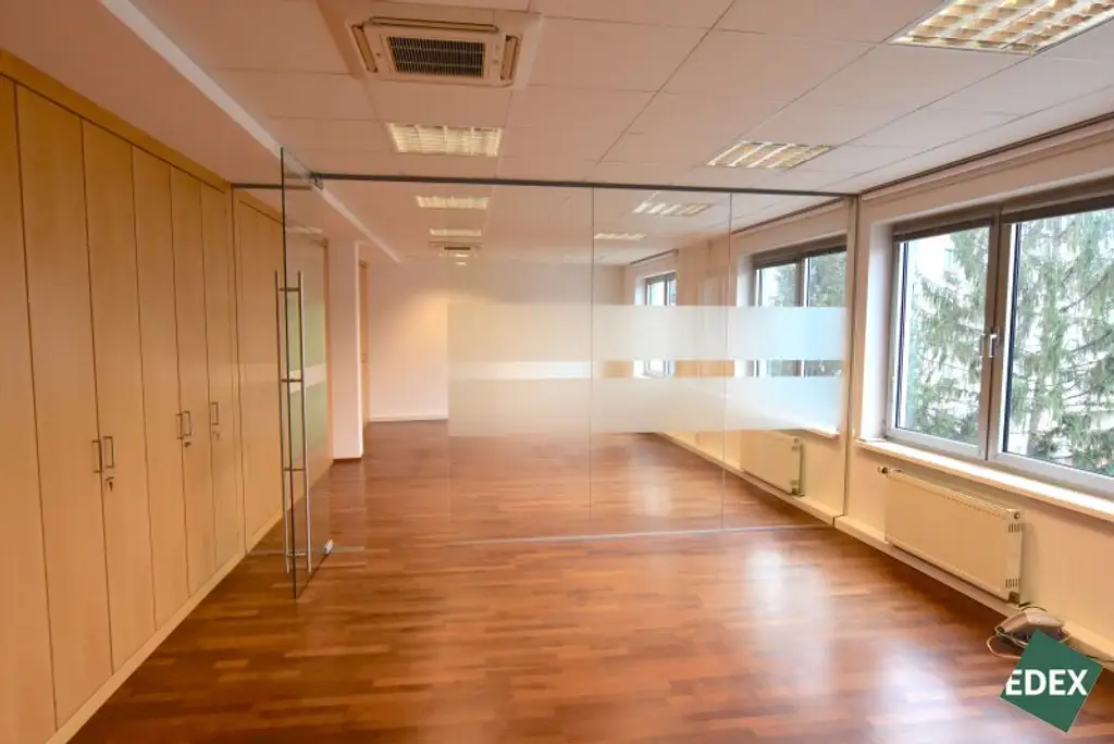 Modernes Büro auf der Meidlinger Hauptstraße!