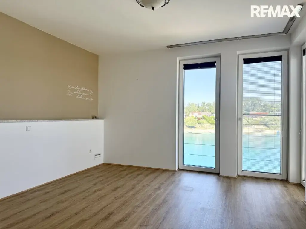Wohnen am Wasser - ca. 189 m² Wohnfläche & direkter Seezugang auf Pachtgrund!