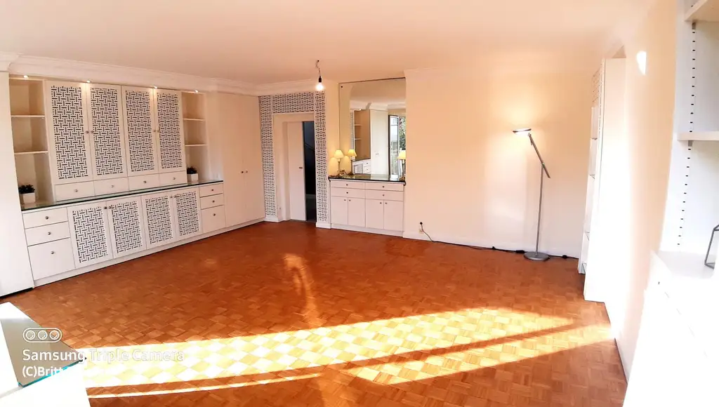 Neuer Preis!  5-Zimmer-Familientraum in Toplage!