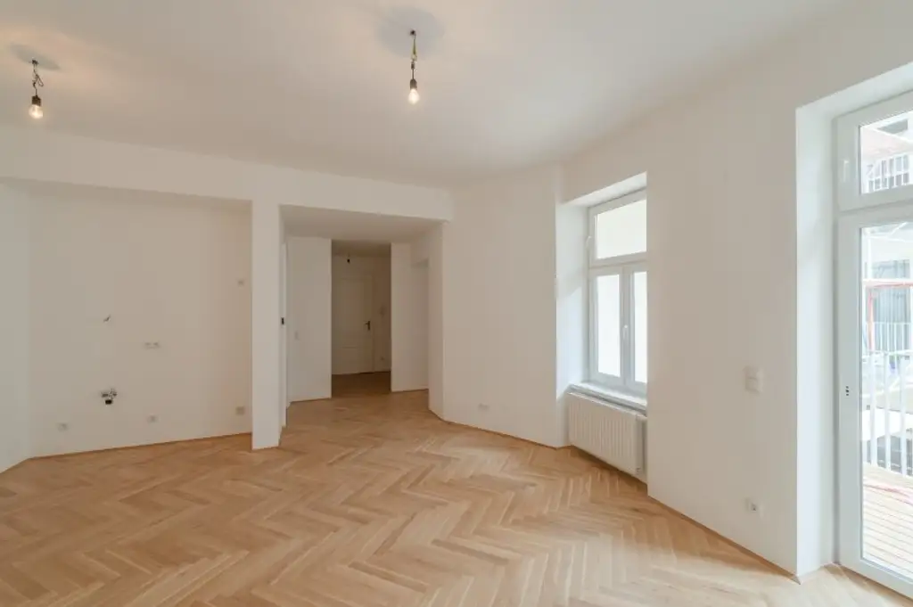 ++NEU++ Stilvolle 3-Zimmer Altbauwohnung mit Balkon