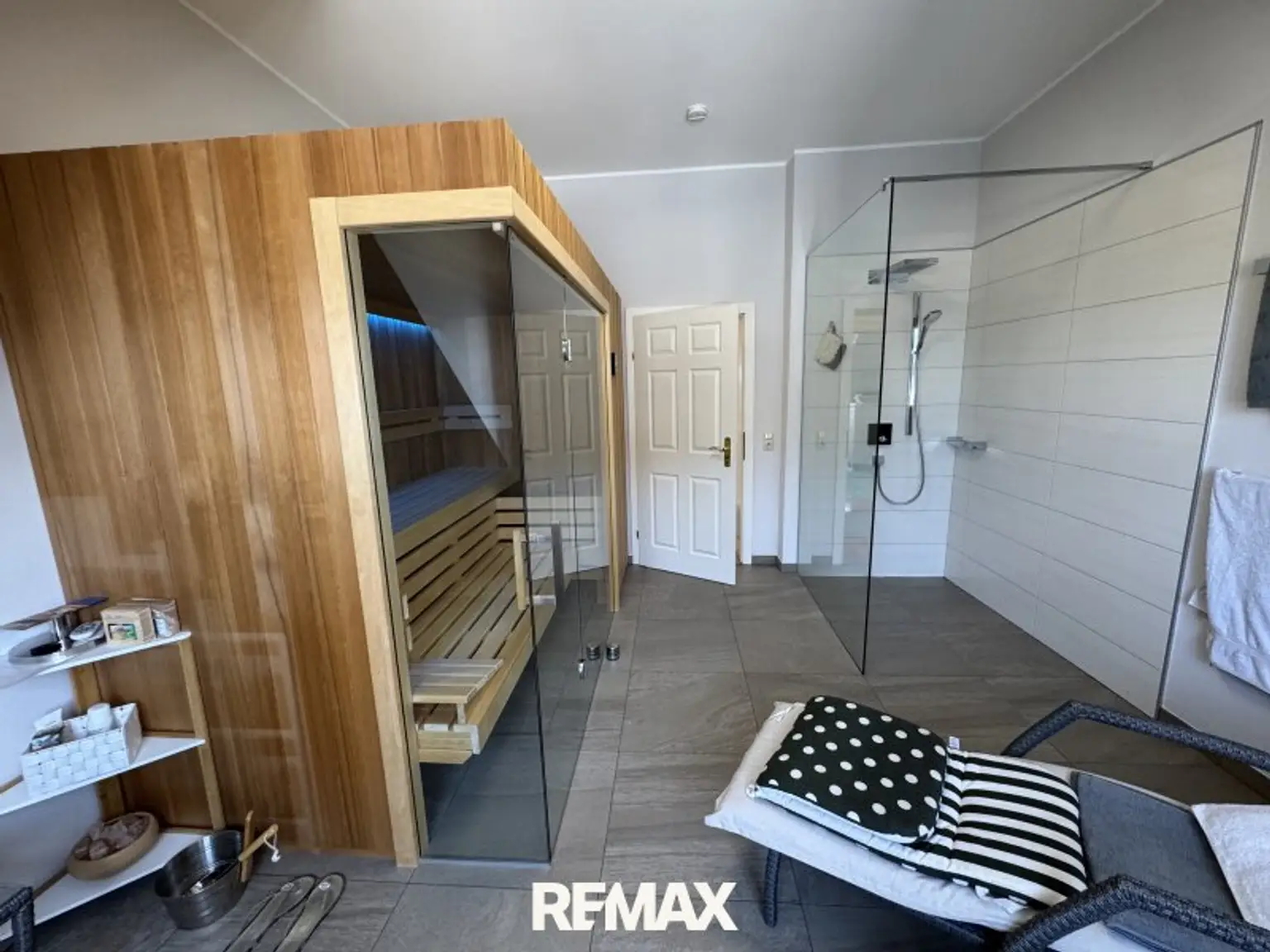 DG - Sauna