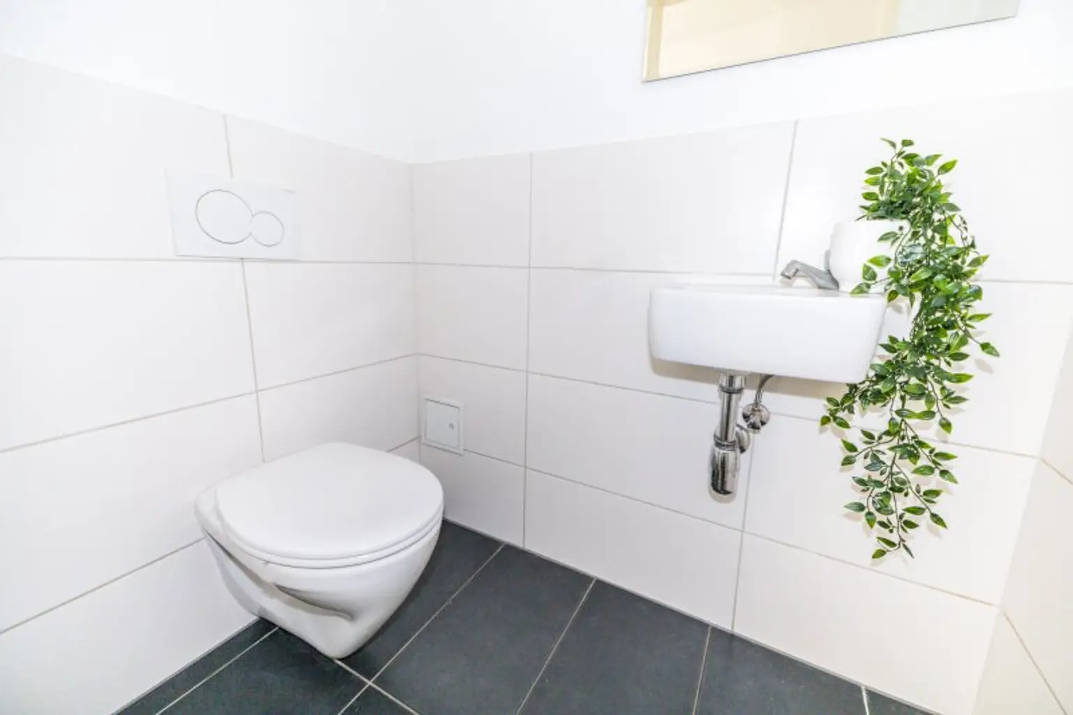 I JETZT EINZIEHEN I HELLE RÄUME I ZENTRALE LAGE I STILVOLL SANIERT I DESIGNKÜCHE I WALK-IN DUSCHE I PROJEKT WOHNEN
