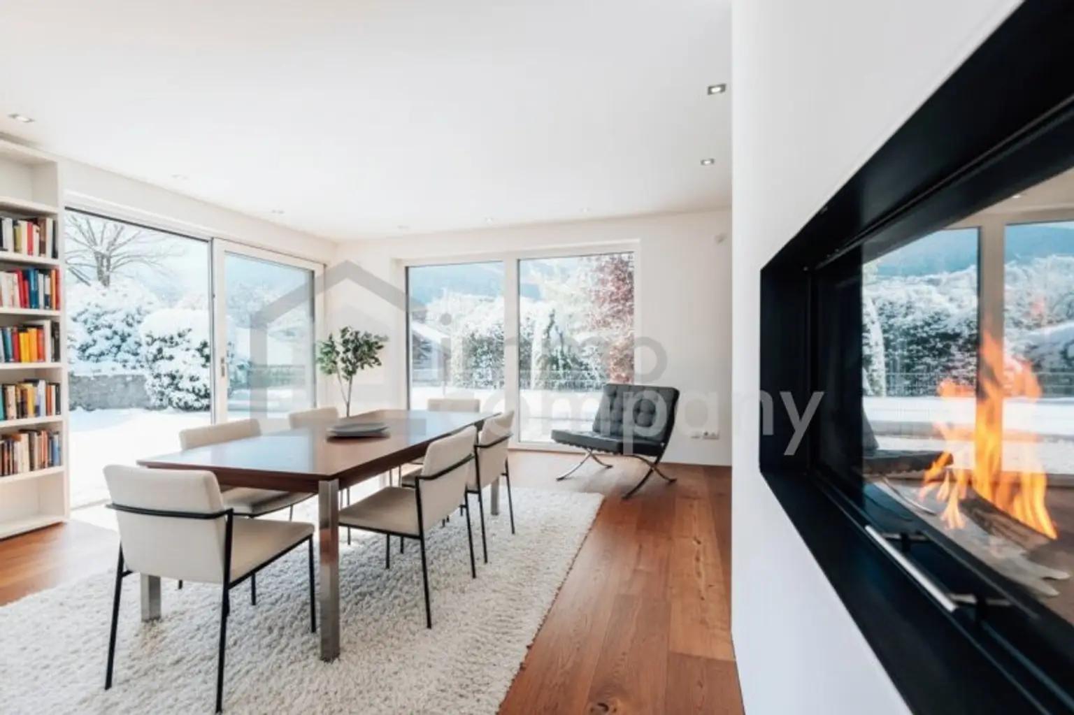 Wohn- und Essbereich mit Kaminofen