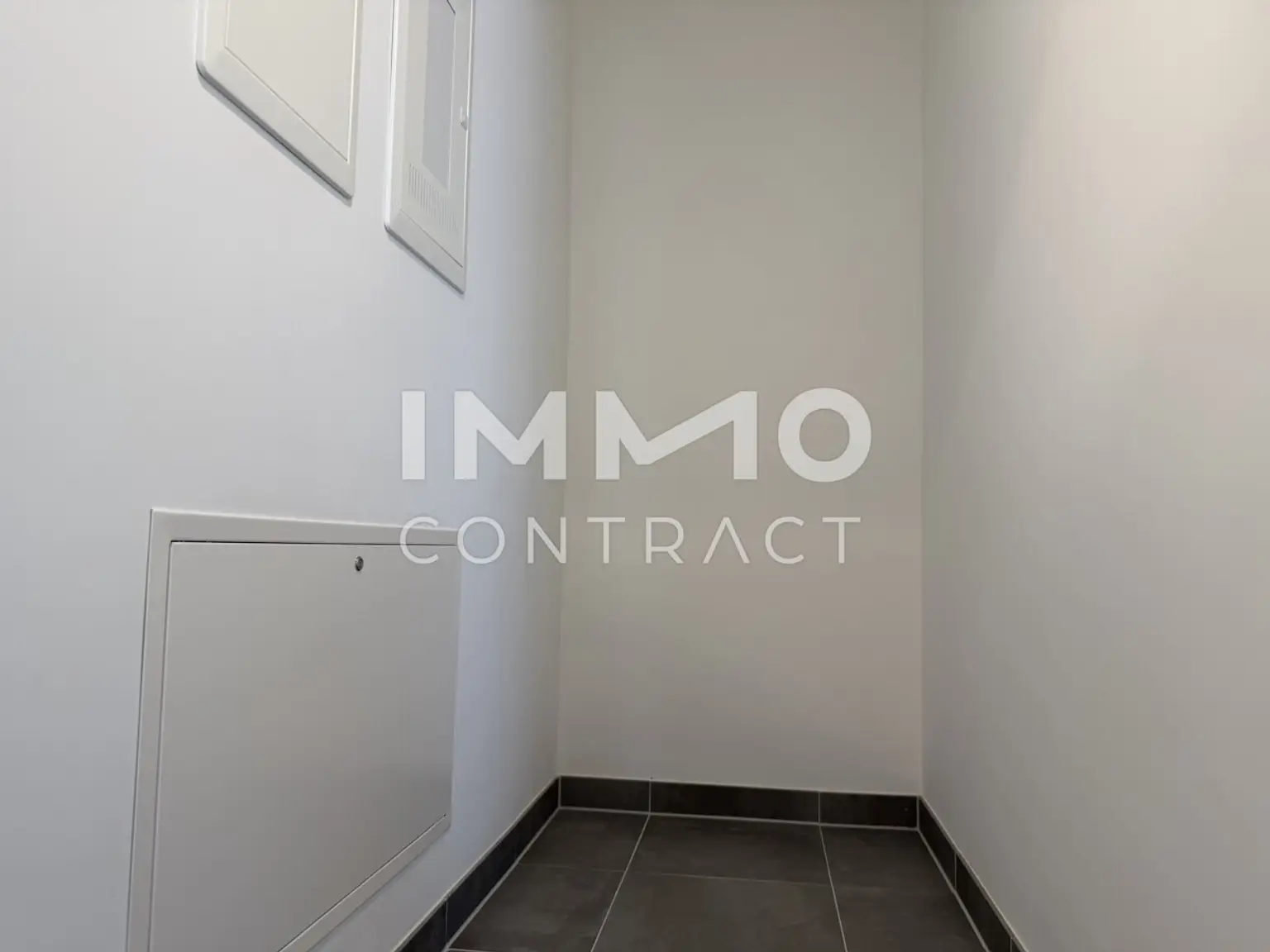 EDI N° 7 - Erstbezug Provisionsfreie 3 Zimmerwohnung mit Loggia und grosser Terrasse