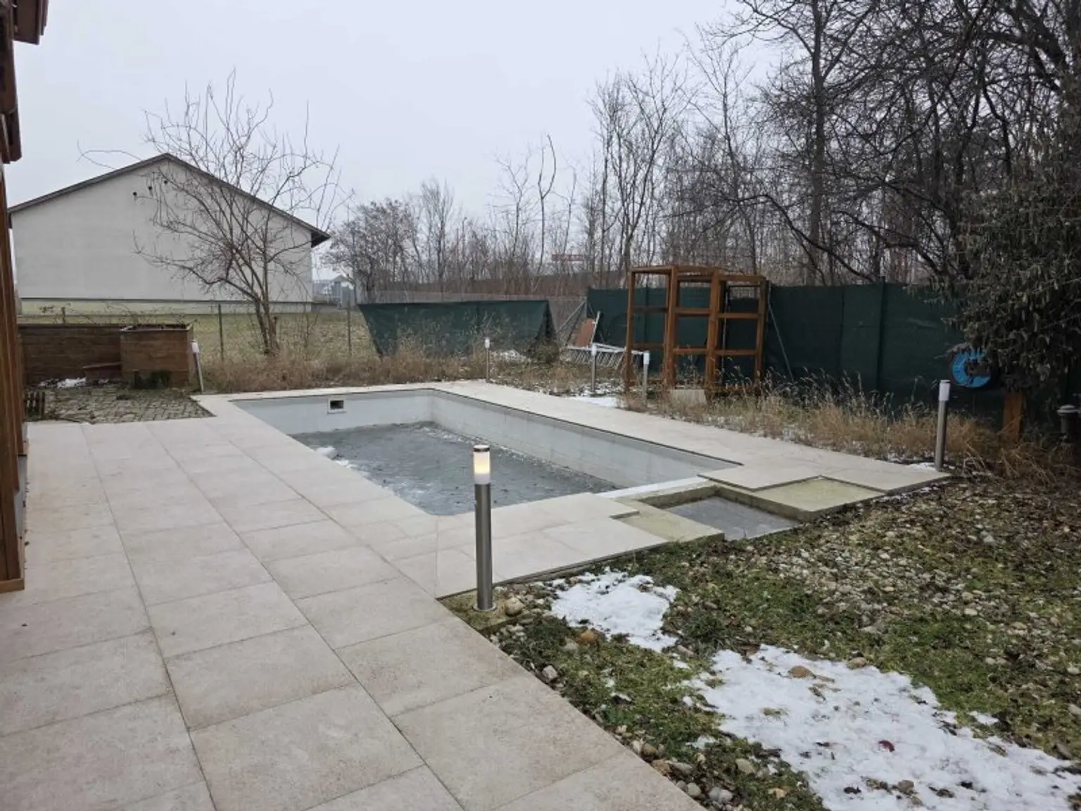 Idyllisches Einfamilienhaus in Gänserndorf: 5 Zimmer, Pool, Balkon & mehr!