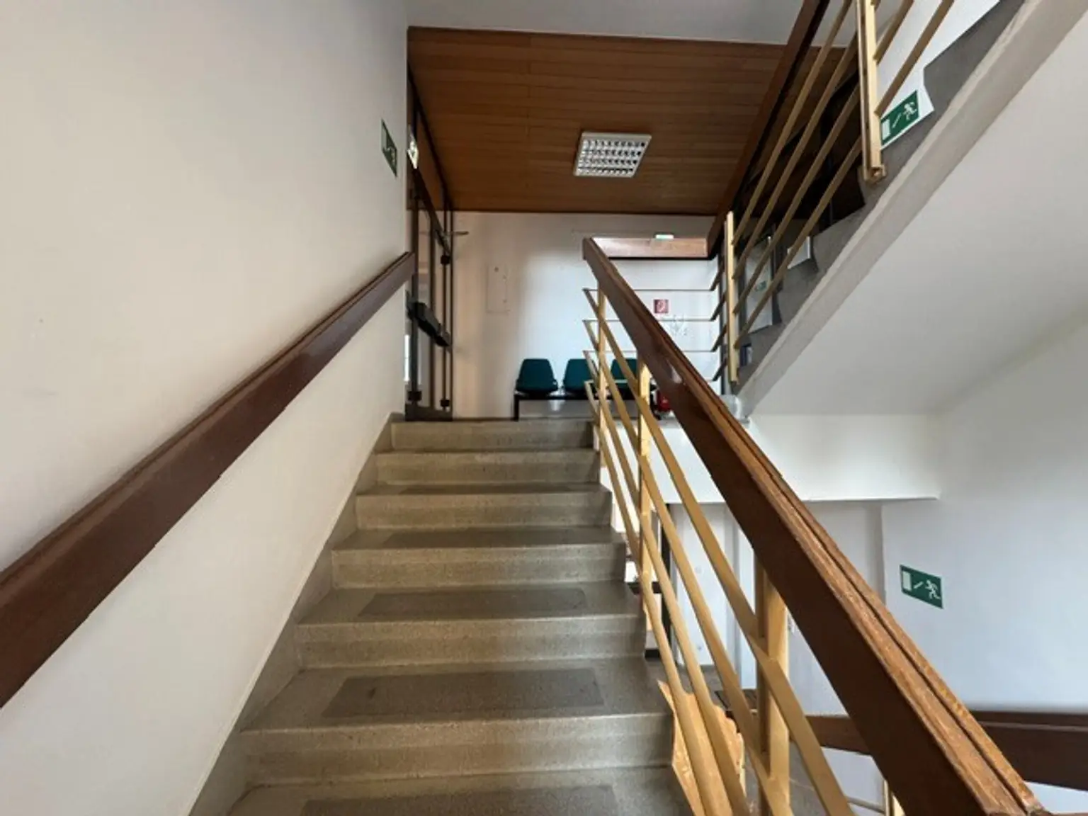 Stiegenaufgang im Haus