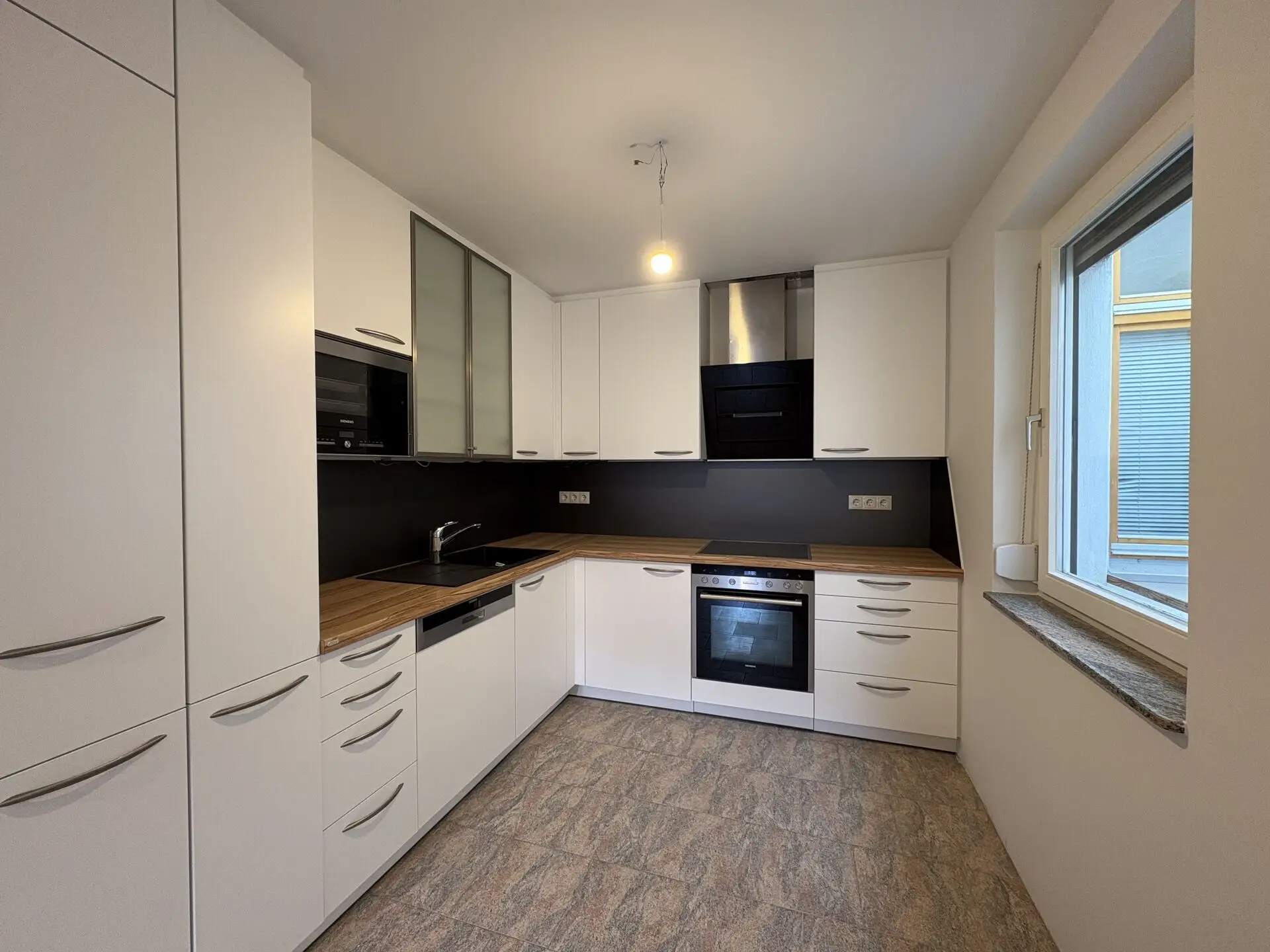 20260309_144749591_iOS