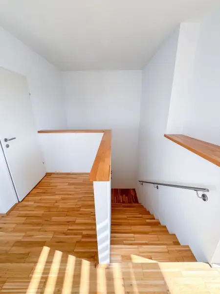 Exklusive 3-Zimmer-Maisonette mit traumhafter Terrassenfläche im Zentrum von Schwechat