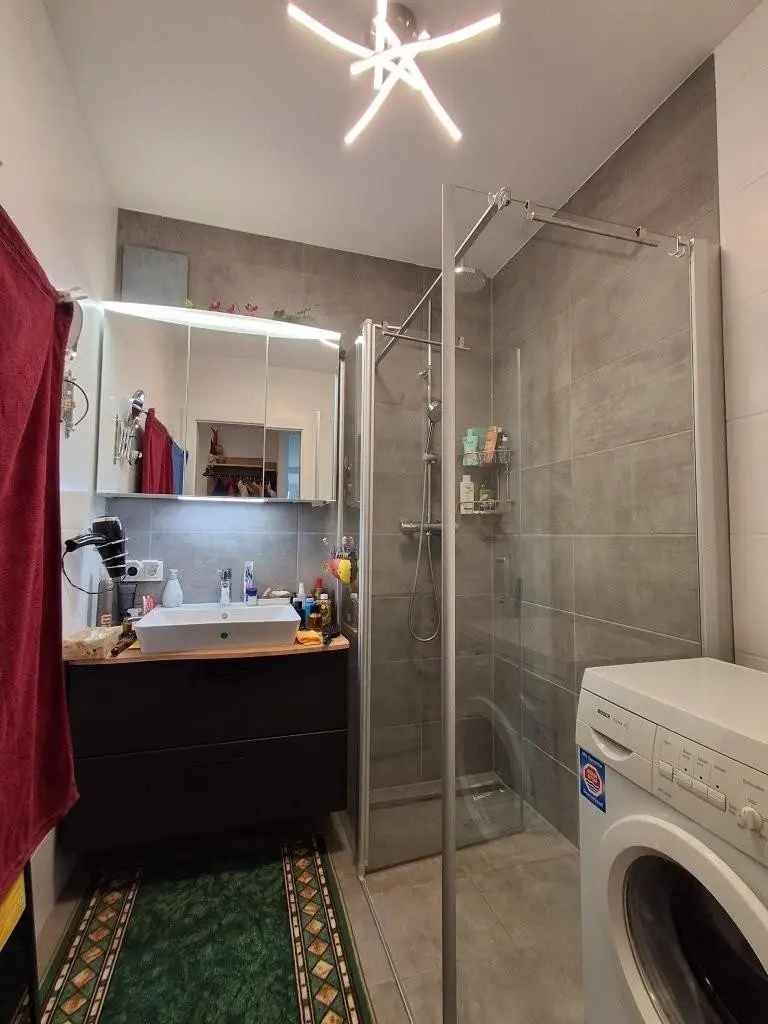 "Single-Hit! Neue vollausgestattete Garten-Wohnung mit PP nahe U1 DZ"