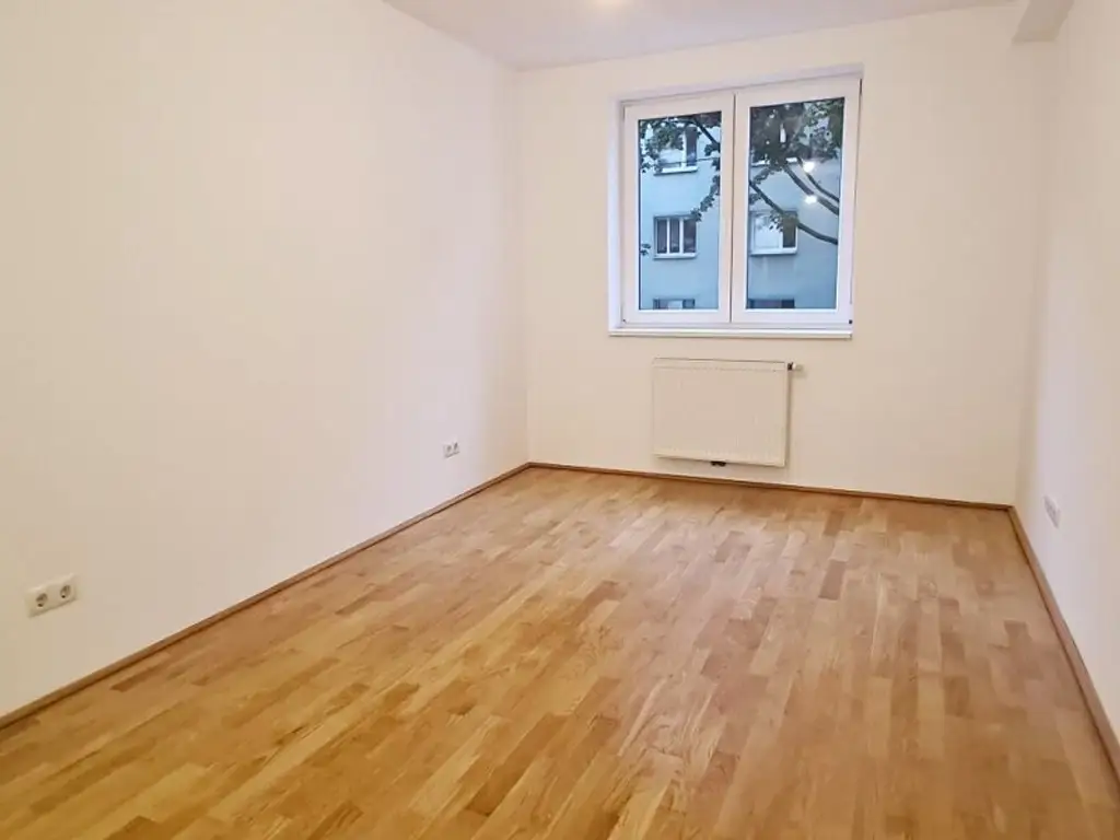 LORYSTRASSE, U3-Nähe, 61 m2 Neubau mit 80 m2 Terrasse, Wohnküche, 1 Zimmer, Duschbad, Parketten, 1. Liftstock