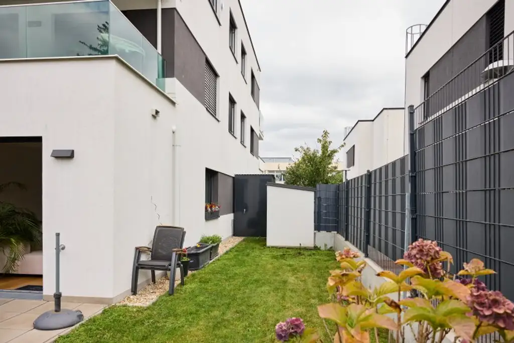 Sonnige 4 Zi Gartenwohnung in Ruhelage (S-Bahn Liesing Nähe) mit Garage
