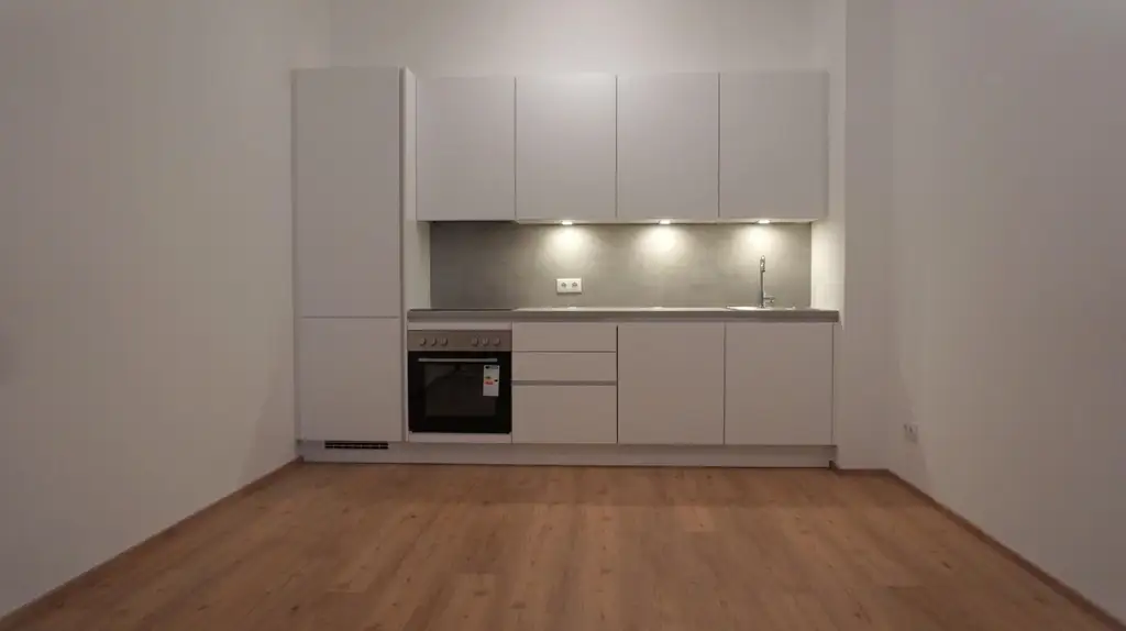 Erdgeschoß!  2-Zimmer-Wohnung mit Terrasse! – urban & naturnah in Penzing