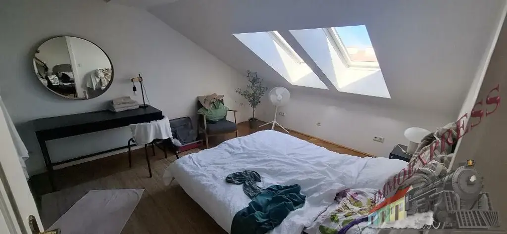 2-Zimmer Pärchentraum im -Dachgeschoß - inkl. Heizkosten & Warmwasser