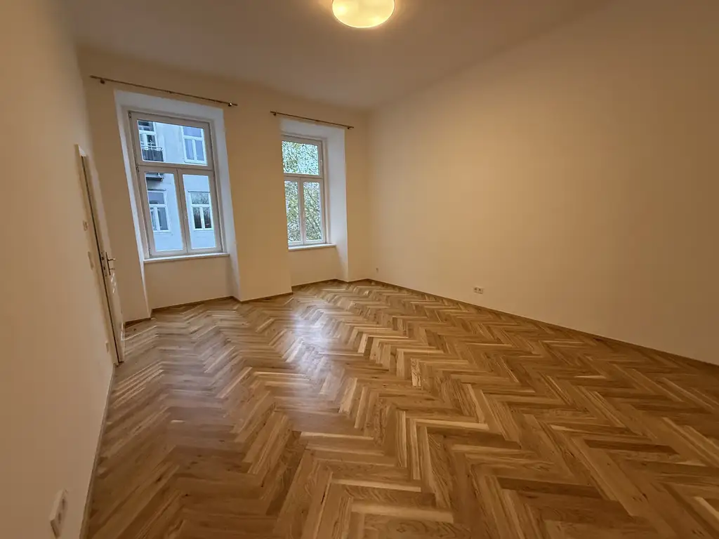 Moderne 2-Zimmer-Wohnung in 1060 Wien – vollrenoviert mit Fußbodenheizung