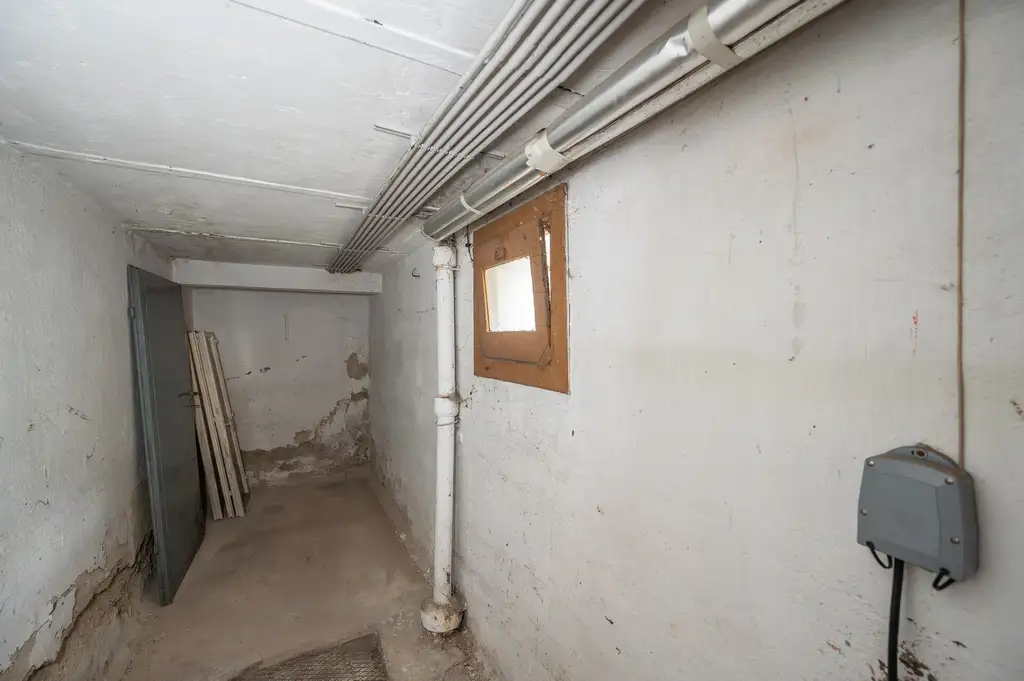 Make it yours: Eckgrundstück in ruhiger Lage – Sanierung oder Abriss für Ihr perfektes neues Zuhause