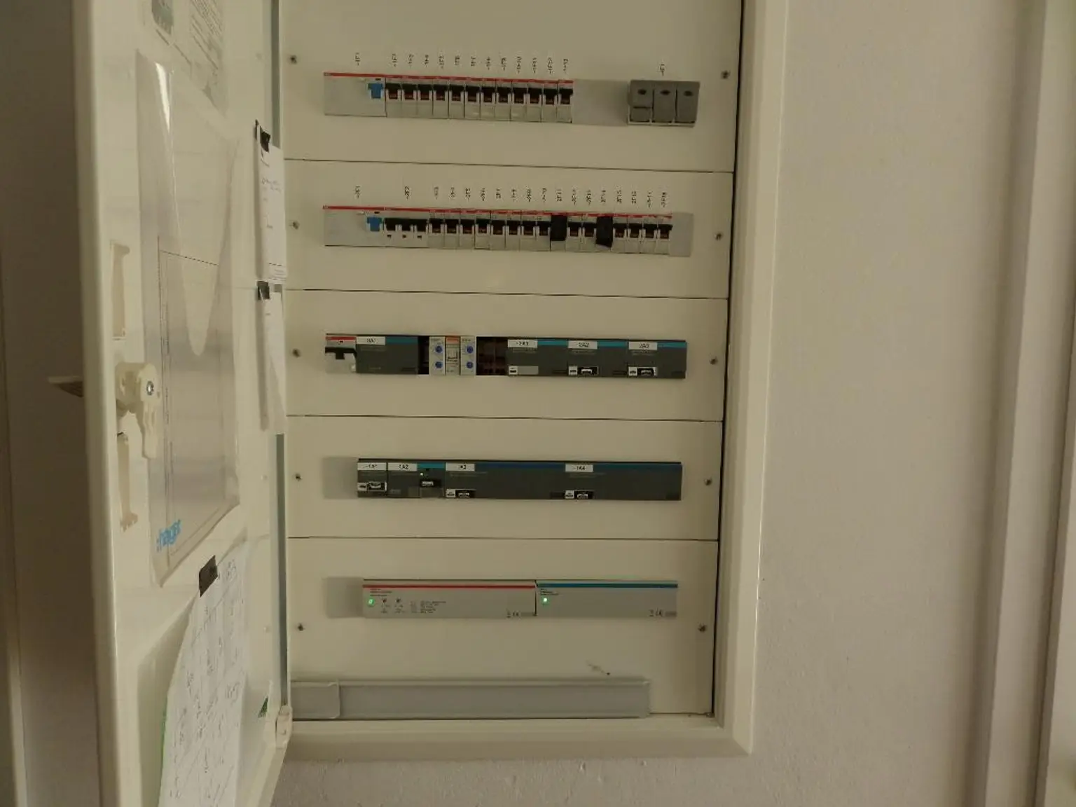 Tolle 4-Raum-ETW auf neuestem technischen Stand