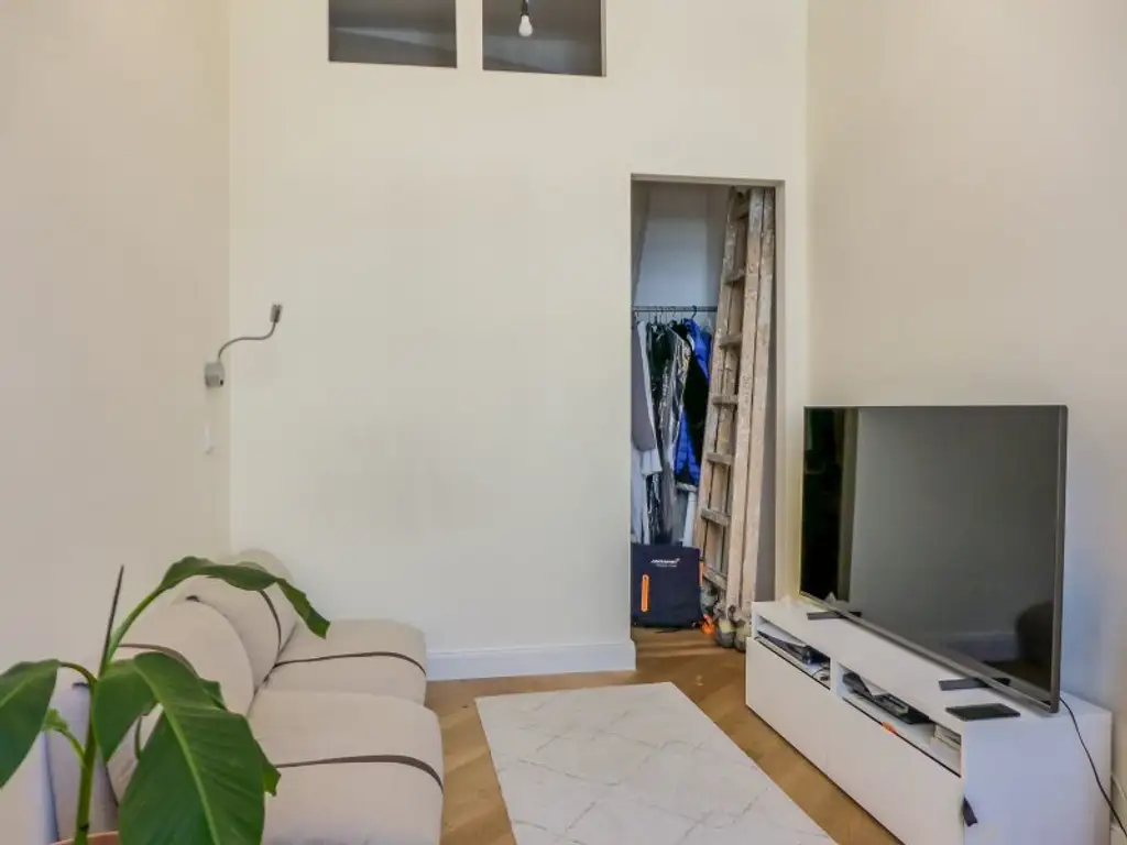 Klassischer Altbau trifft modernes Raumkonzept - 4 Zimmer-Wohntraum nahe Wien Mitte