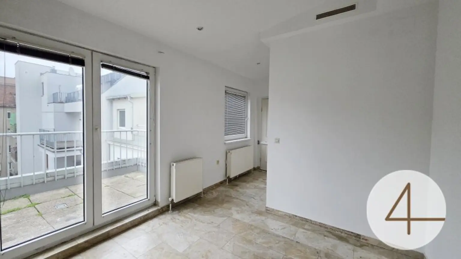 Gesamtes Dachgeschoß steht zum Verkauf