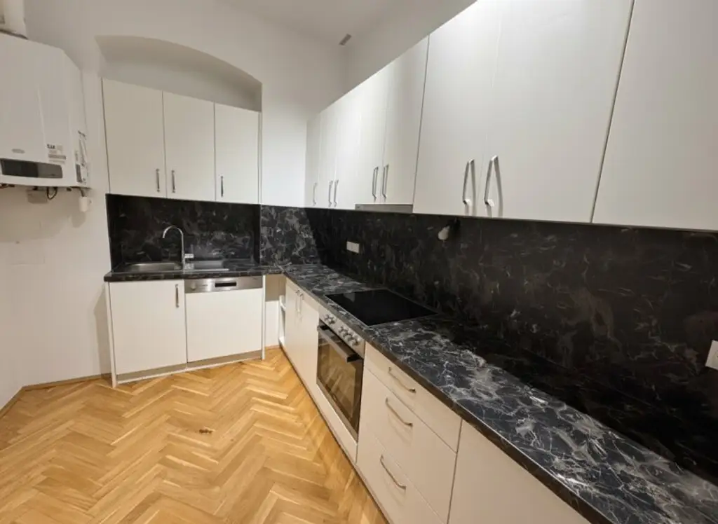 NEU! Stilvolle, lichtdurchflutete 2-Zimmer-Altbauwohnung im 16. Bezirk!