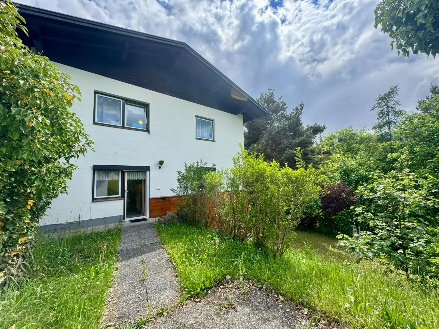 Wohnkomfort & Investitionschance – Mehrfamilienhaus in Axams