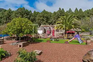 House-La-Esperanza-Garden-Tenerife-3