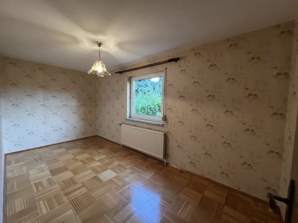 CHARMANTES EINFAMILIENHAUS auf 760m2 Grundstück