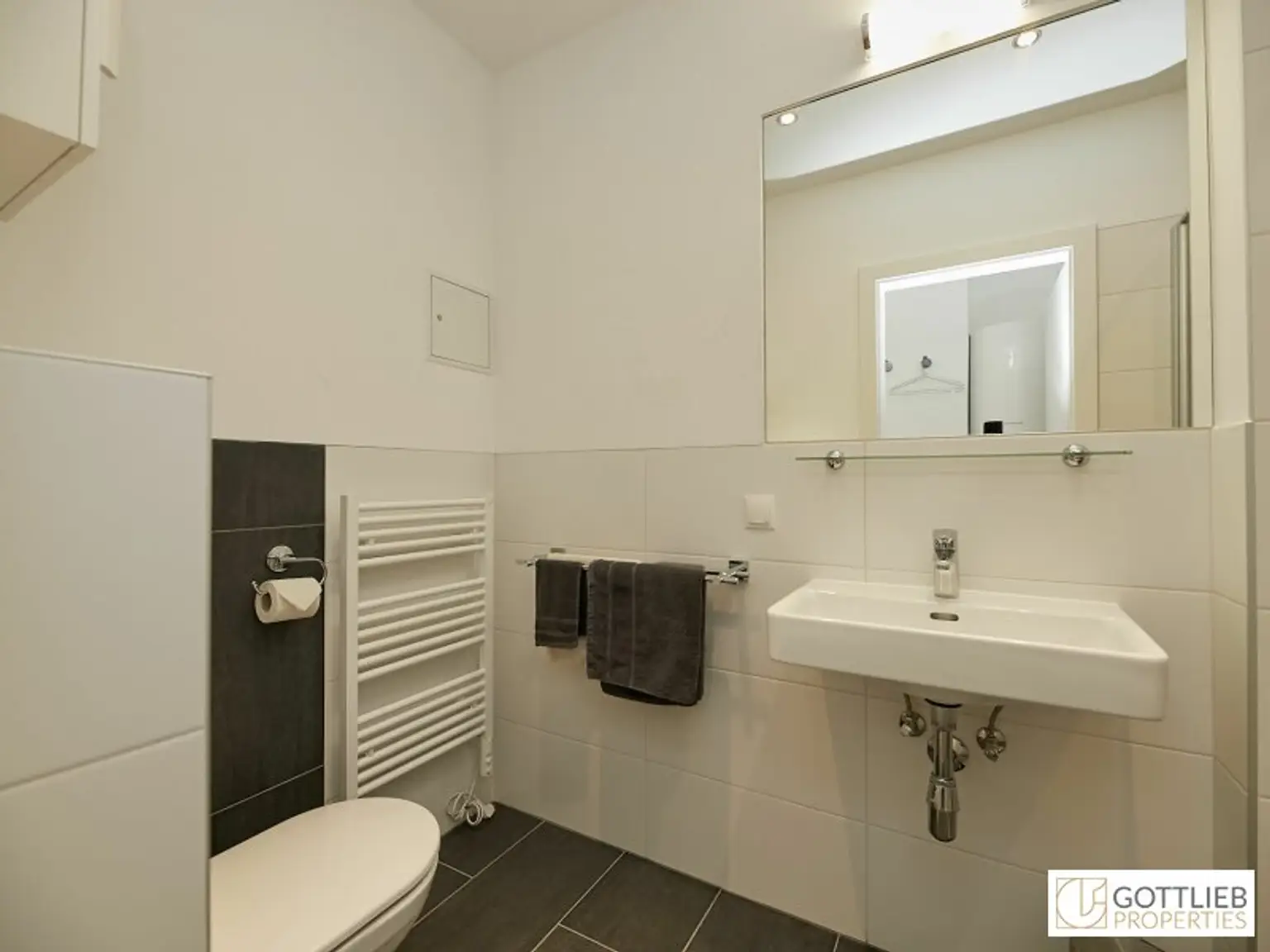 Bestlage Kaiserebersdorf! Möblierte 2-Zimmer-Wohnung mit Balkon, Gartennutzung und Schwimmbiotop