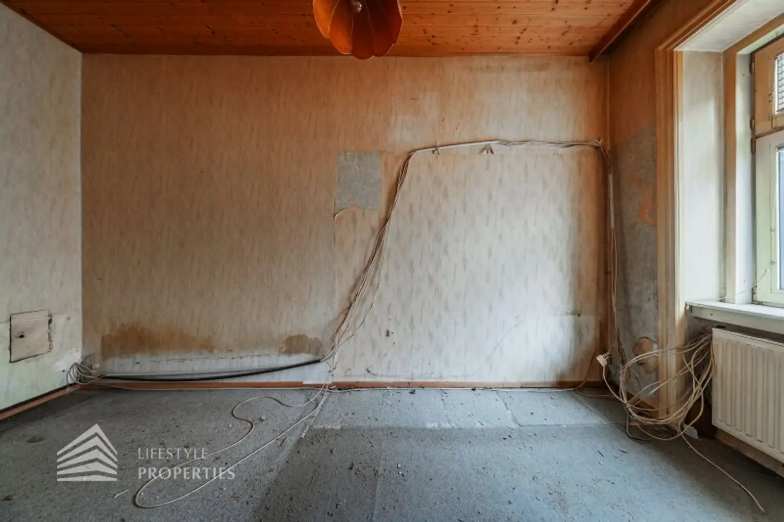 Helle 2-Zimmer Wohnung, Nähe Meiselmarkt