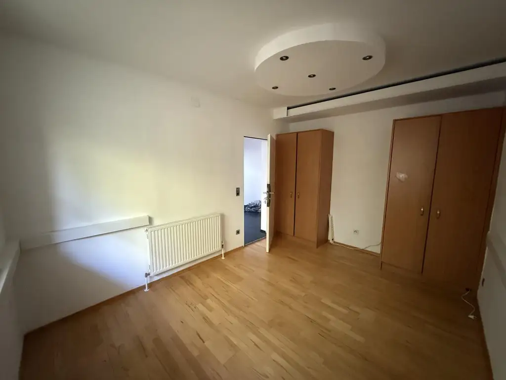 Provisionsfrei!! Großzügige Eigentumswohnung mit Garten, Terrasse & 2 Garagen in Gratwein-Straßengel