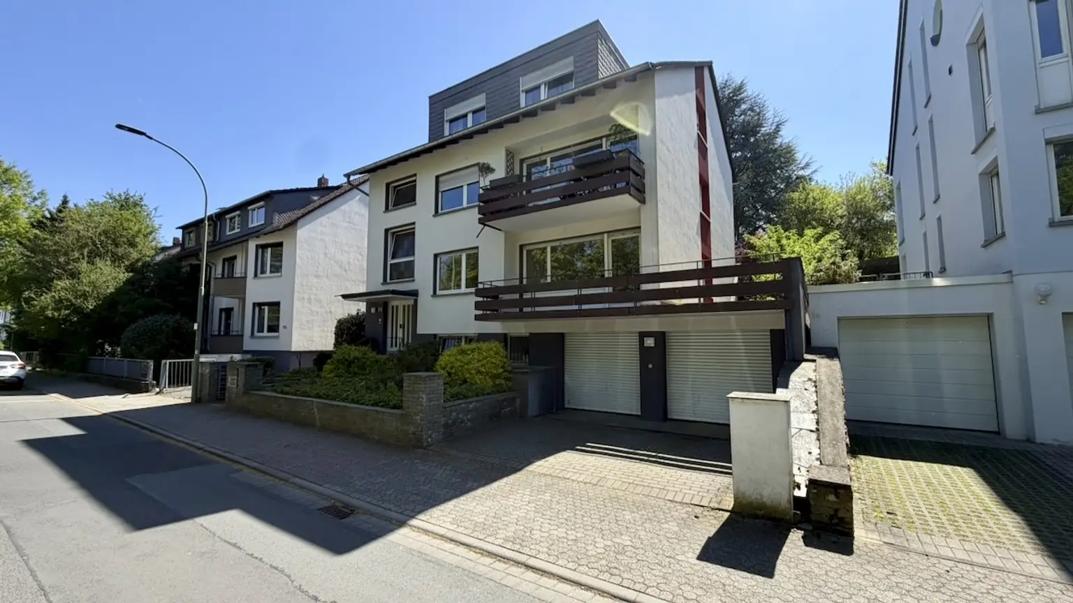 METZ IMMOBILIEN - Seltene Chance: Wohnung mit parkähnlichem Garten