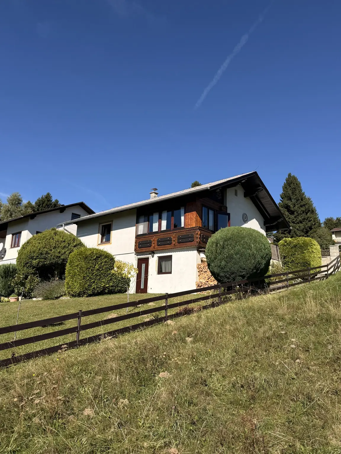 „Ihr Rückzugsort in den Bergen – Einfamilienhaus mit Ausblick“