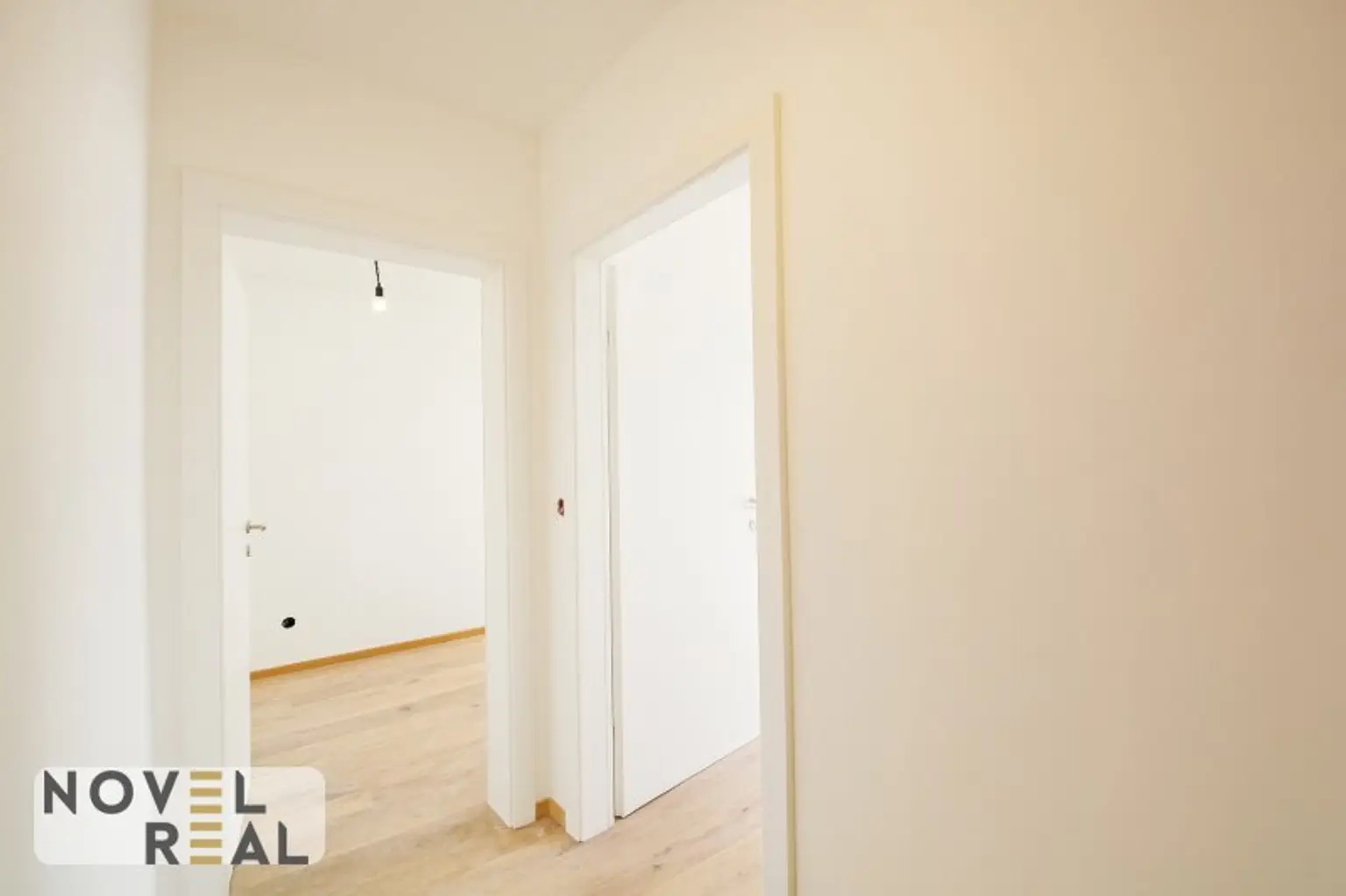 Stilvoll wohnen, draußen genießen mitGarten und Terrasse