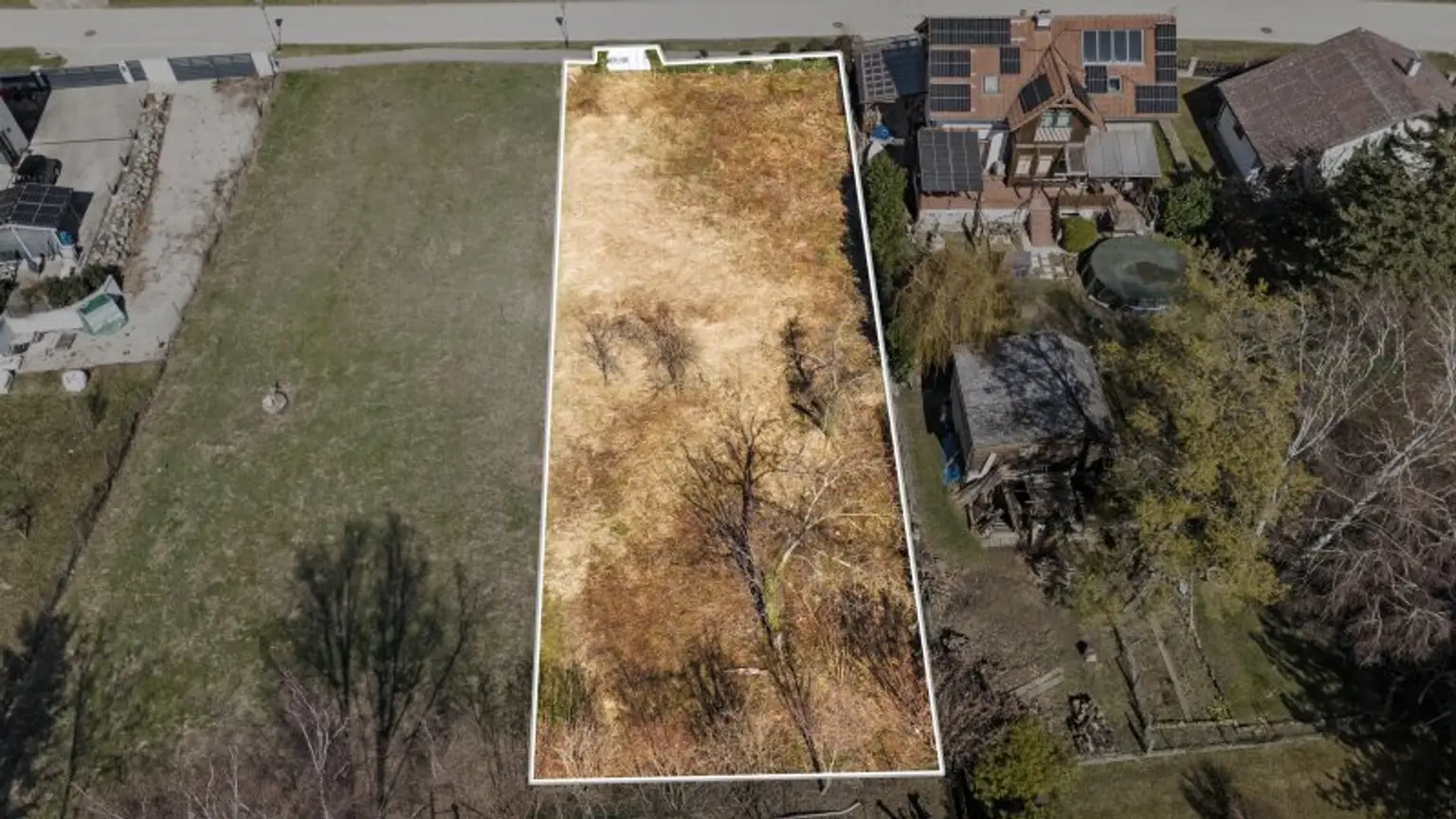 1030m² Baugrund, teilbar, 4 Wohneinheiten möglich, sonnige in Siedlungslage in Obergänsendorf