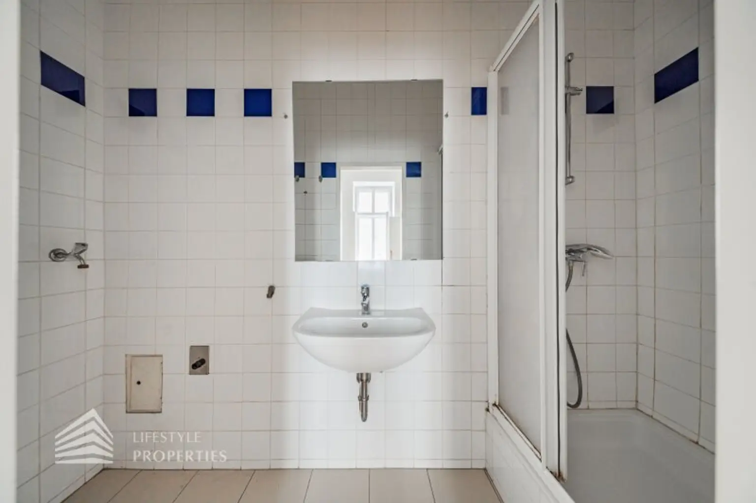 Helle 2-Zimmer-Stilaltbauwohnung, Nähe Augarten!