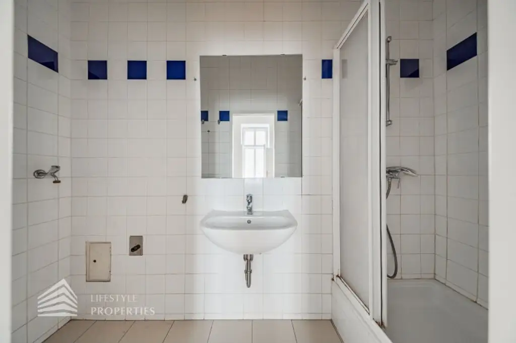 Helle 2-Zimmer-Stilaltbauwohnung, Nähe Augarten!