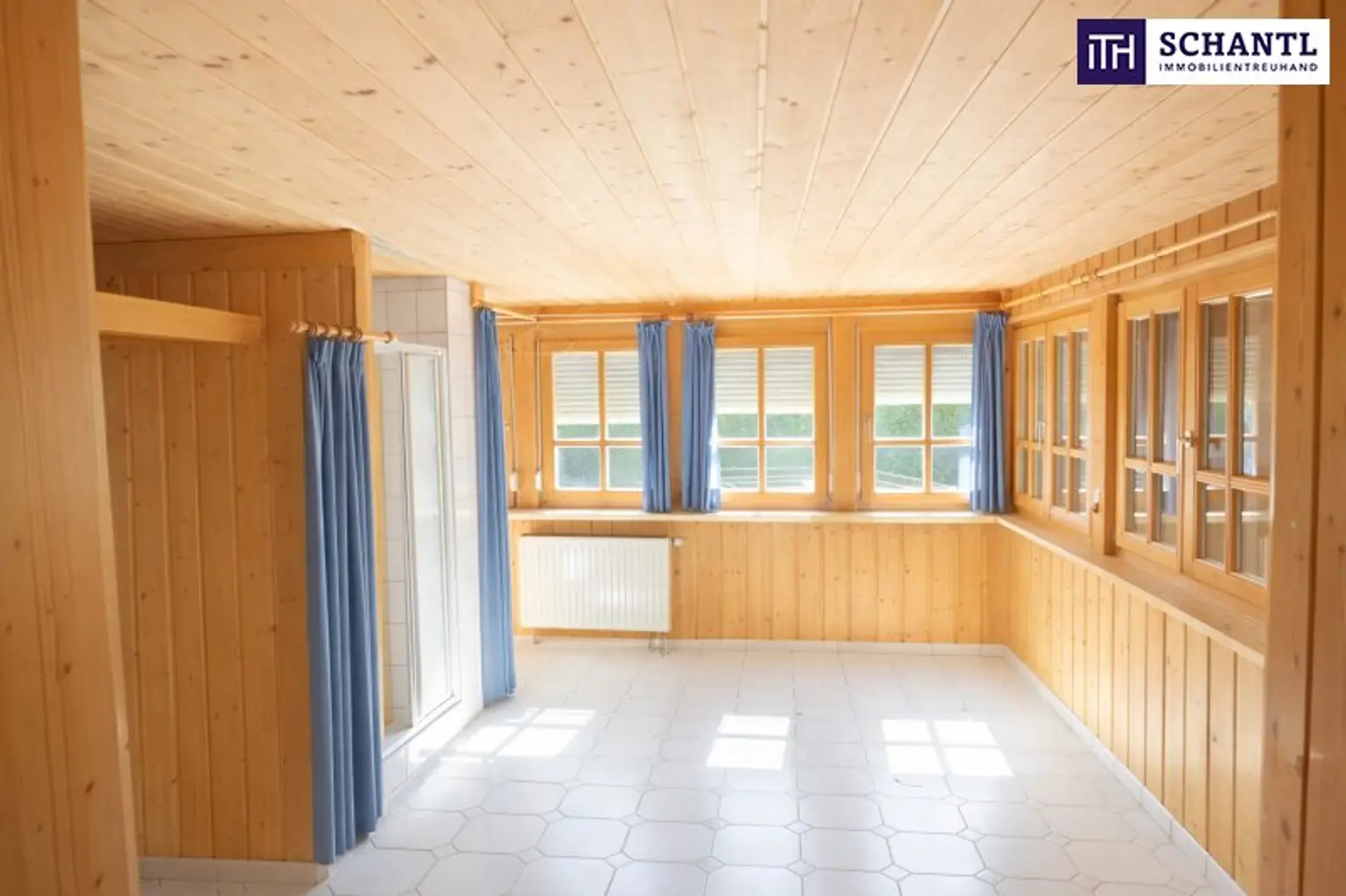 Charmantes Einfamilienhaus mit großem Garten, Pool & viel Herz in Graz-Liebenau!