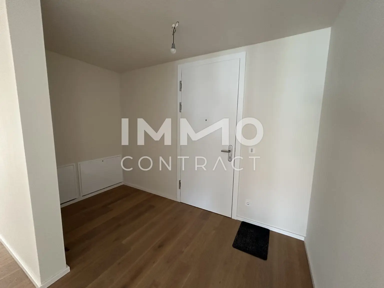 LUXURIÖSE 4-ZIMMER-WOHNUNG MIT
DACHTERRASSE - beim Naschmarkt