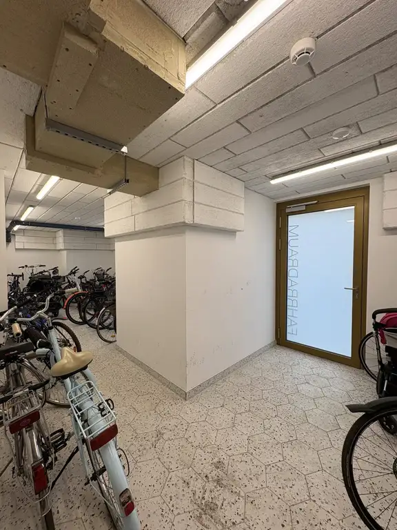 Fahrradabstellraum