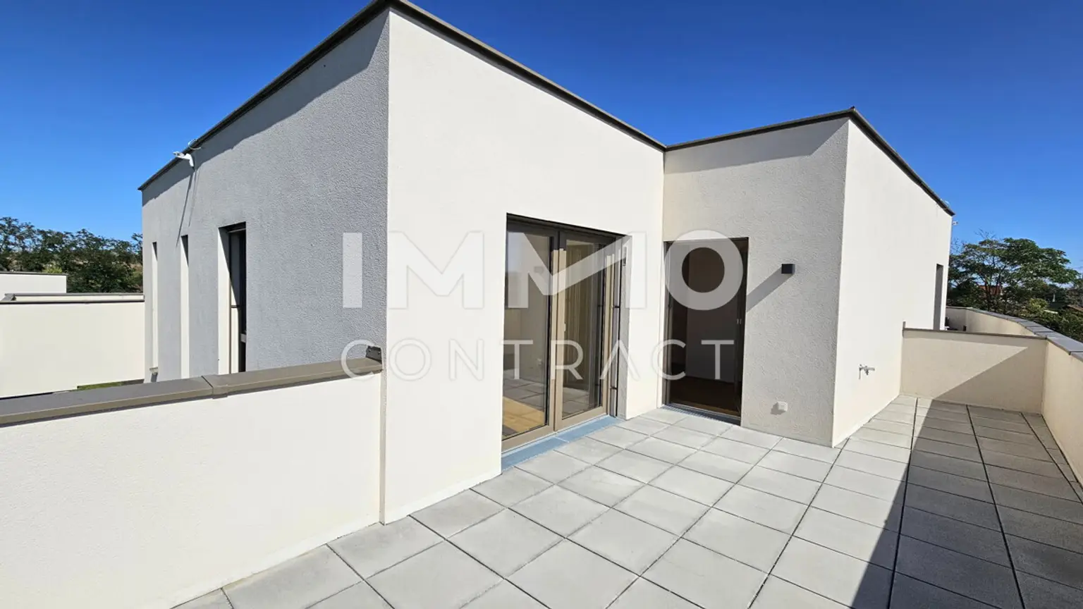 2 Dachterrassen mit Grünblick: Stilvolle 4-Zimmer-Wohnung in parkähnlicher Anlage - provisionsfrei!