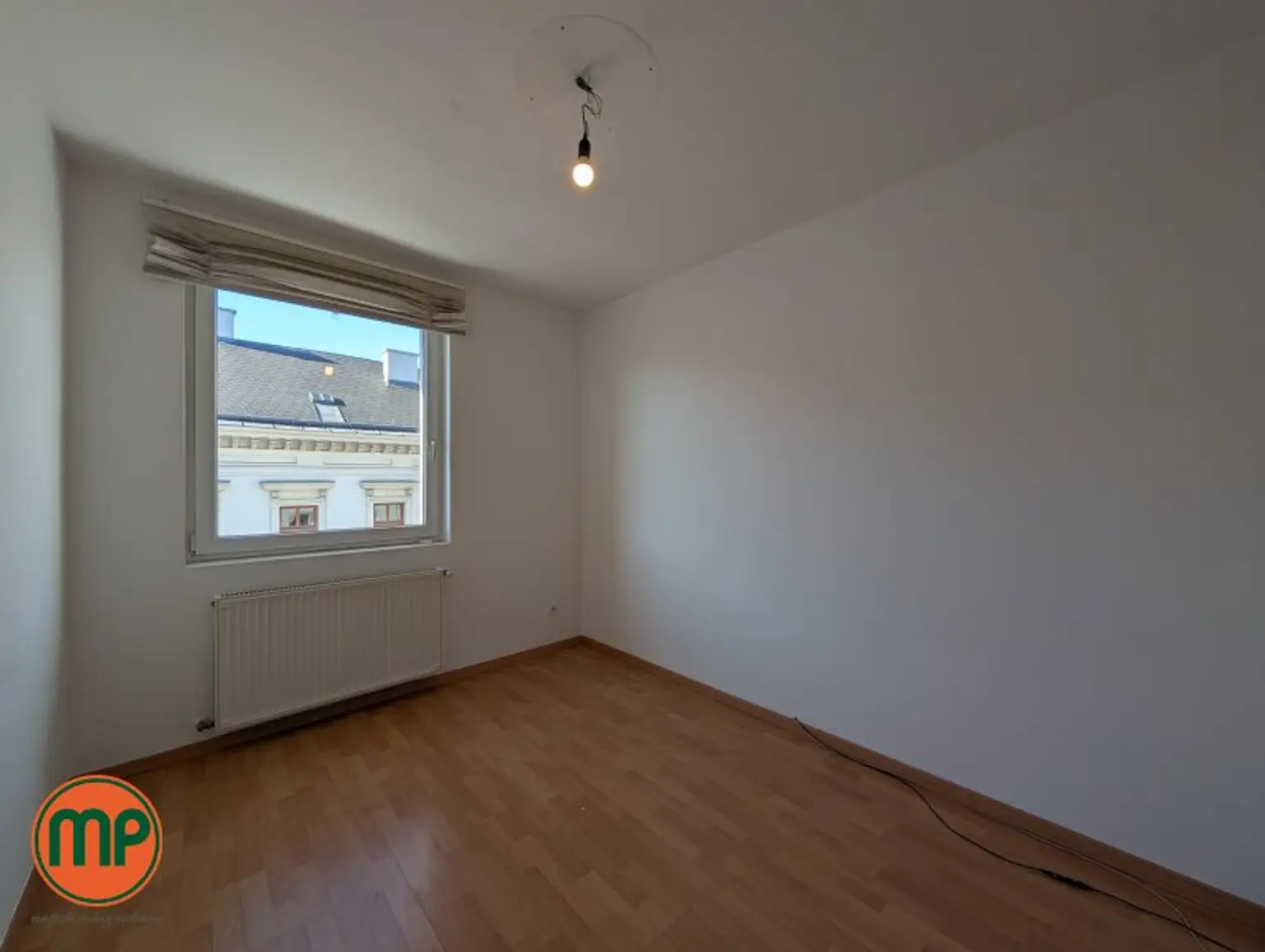 NUR FÜR ÄRZTE: Patientenpotential trifft Top-Anbindung: Ihre Praxis direkt an der U6