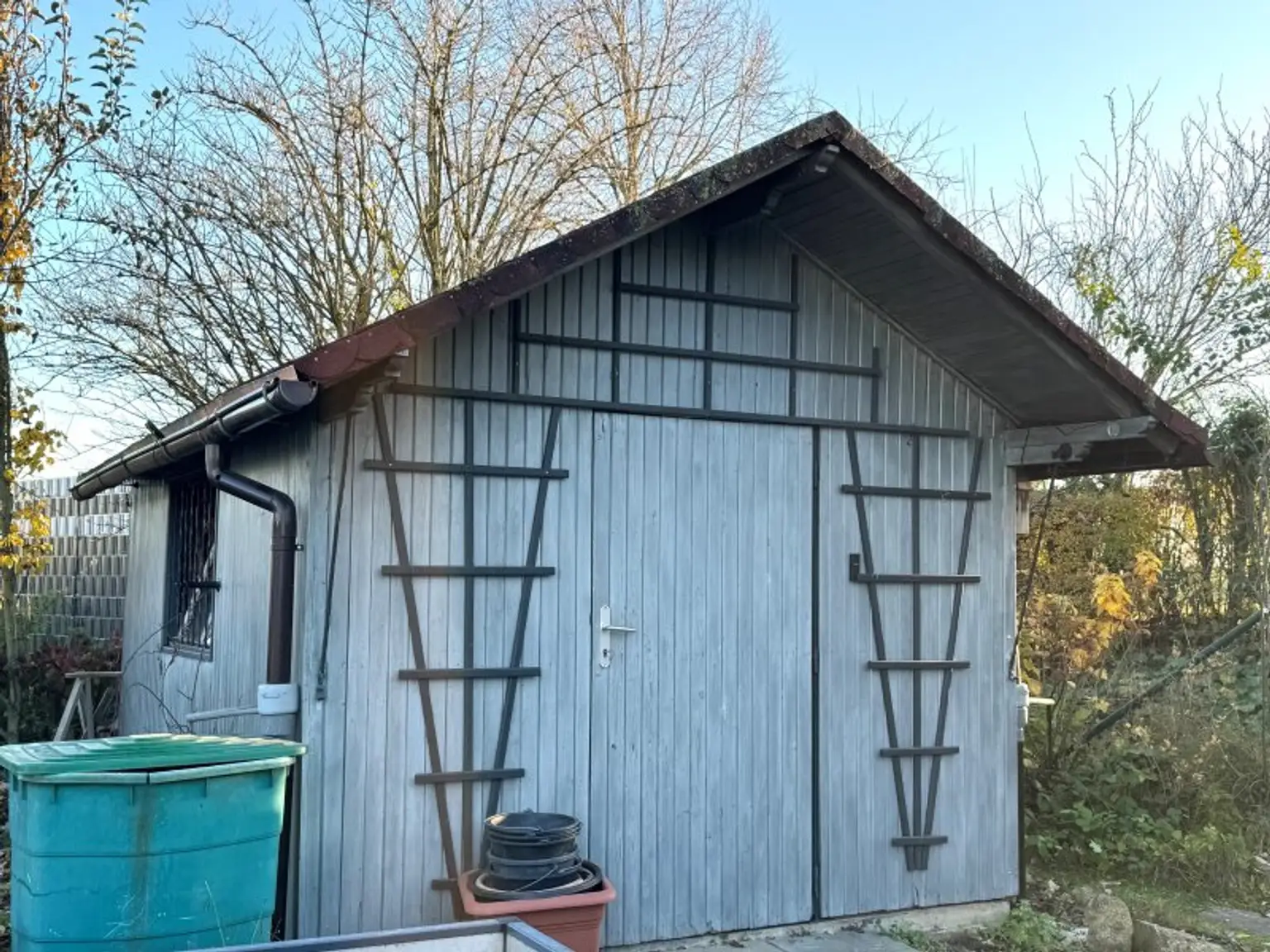 Modernes Einfamilienhaus mit exklusivem Schwimmteich/Naturpool