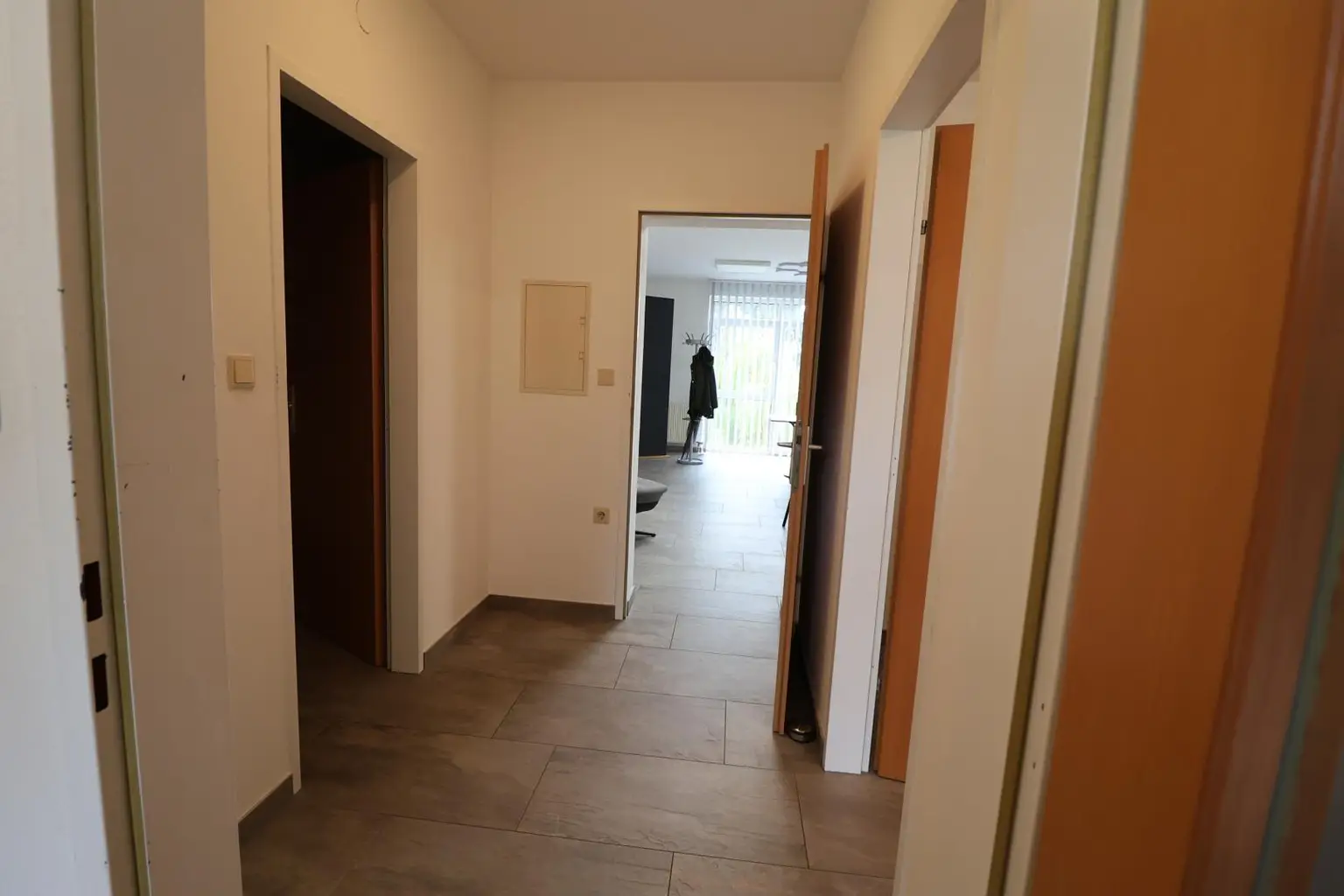 Sehr gepflegtes Büro (mit Option auf Erweiterung)