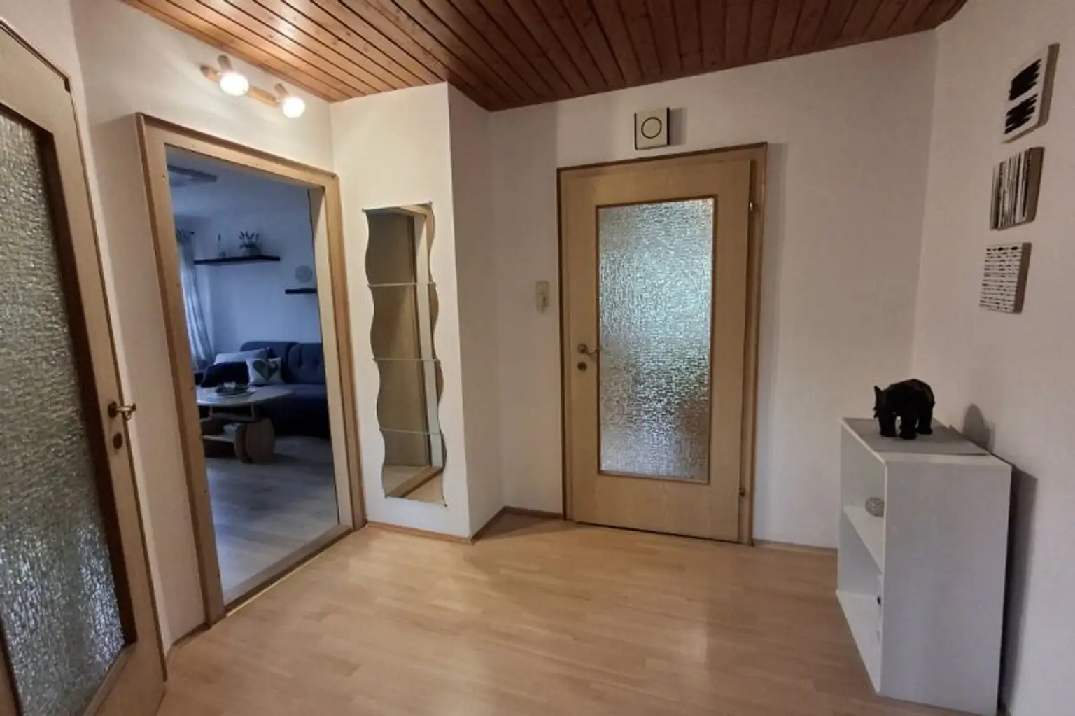 Gepflegte 3-Zimmer-Wohnung mit Balkon und Garage zu mieten