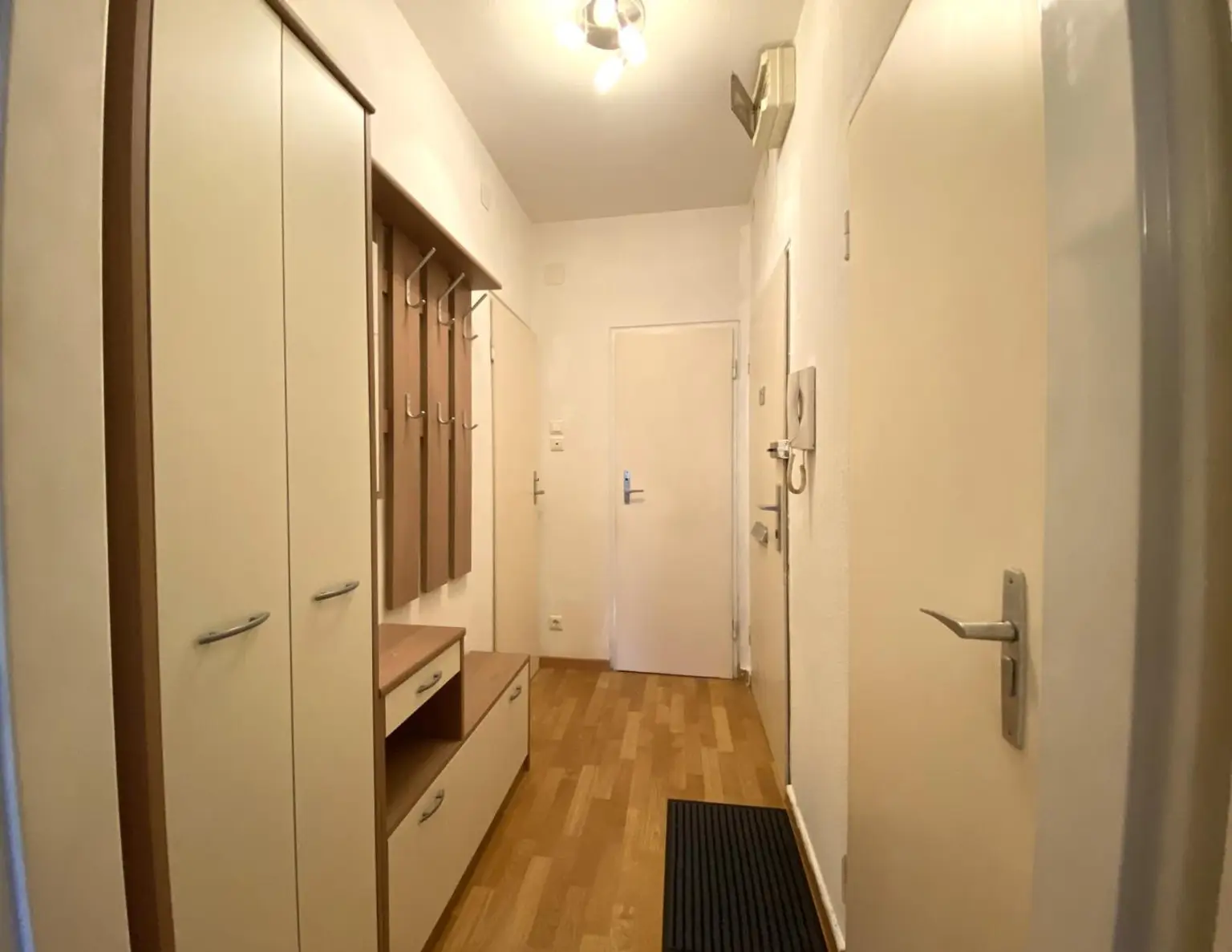 1-Zimmer-Wohnung direkt bei der U3 Zippererstraße